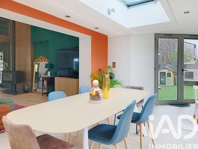 Maison - 189 m² - 6 pièces