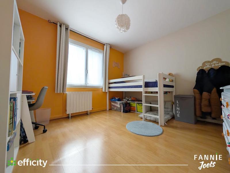 Appartement - 82 m² - 4 pièces