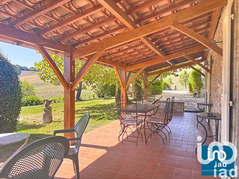 Maison de campagne - 222 m² - 9 pièces