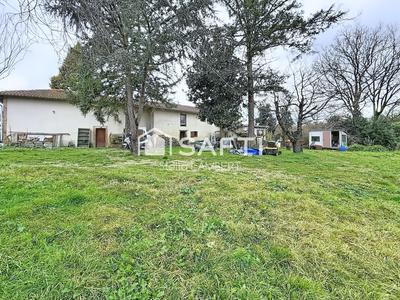 Maison - 198 m² - 6 pièces