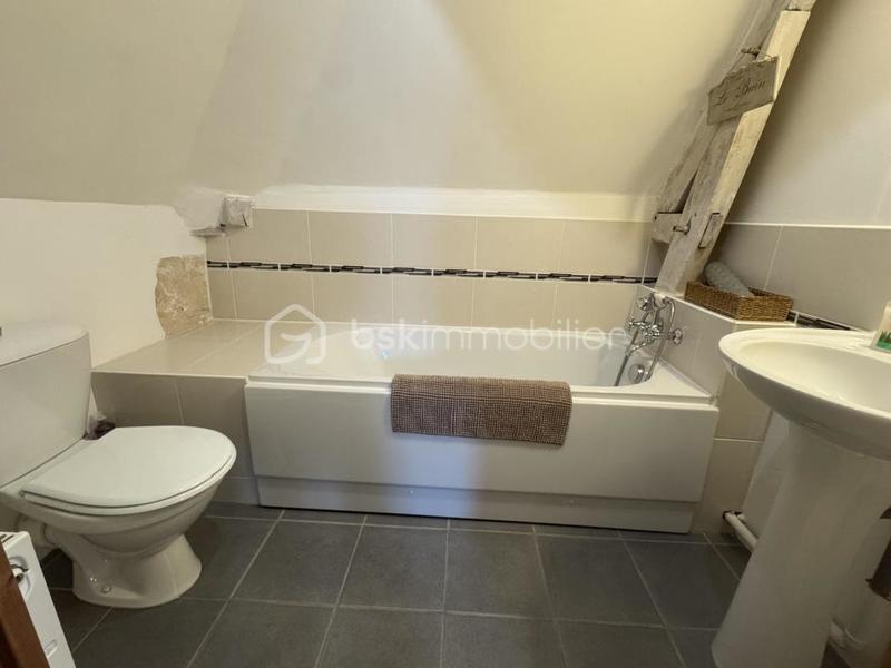 Maison - 400 m² - 11 pièces