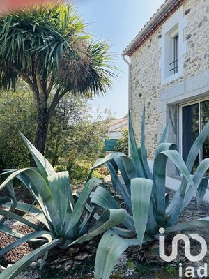 Maison - 180 m² - 6 pièces