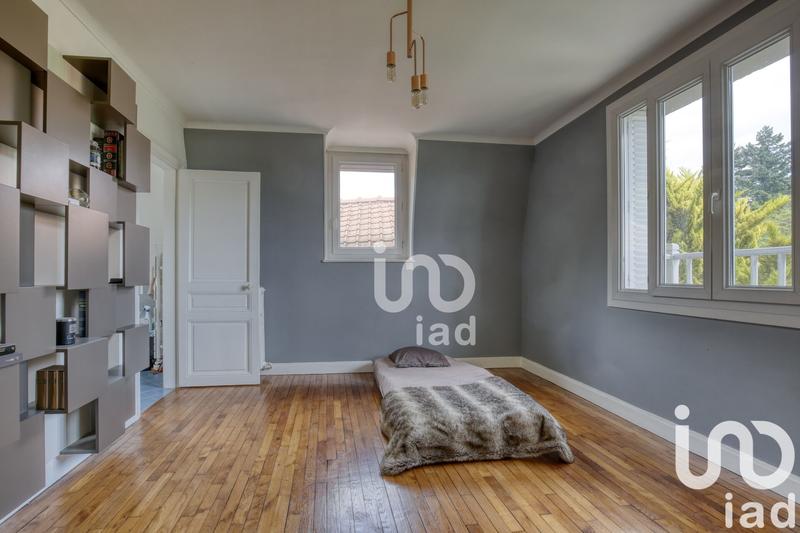 Maison - 177 m² - 6 pièces