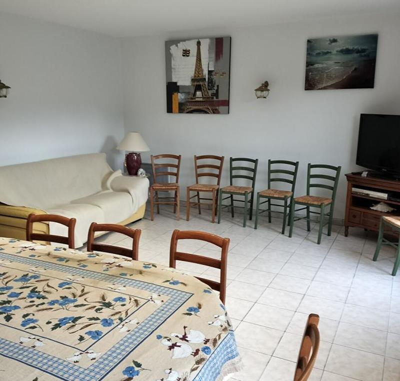 Maison - 90 m² - 3 pièces