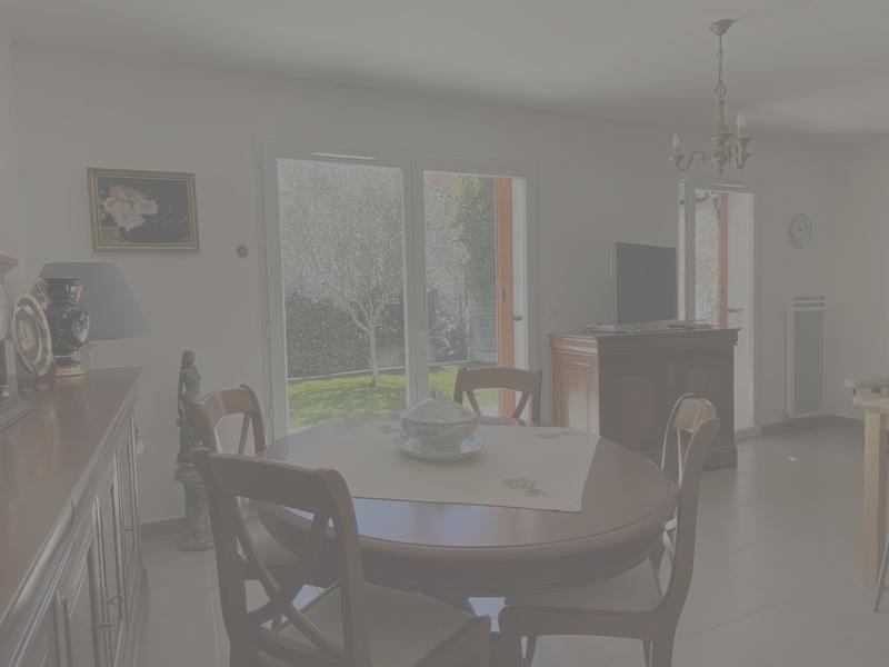 Villa - 80 m² - 4 pièces