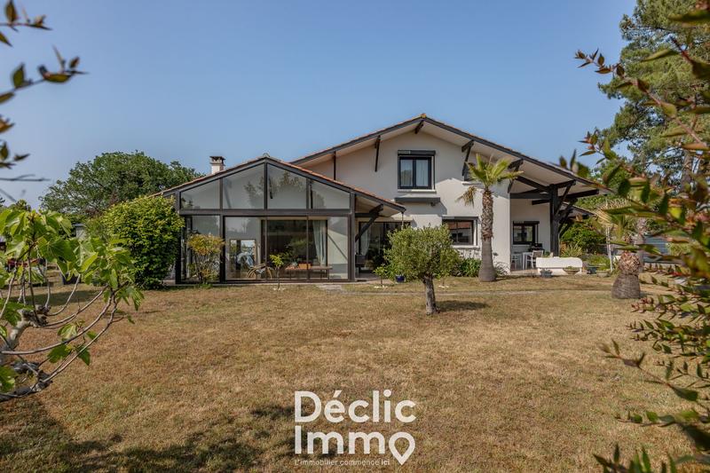 Maison - 140 m² - 7 pièces