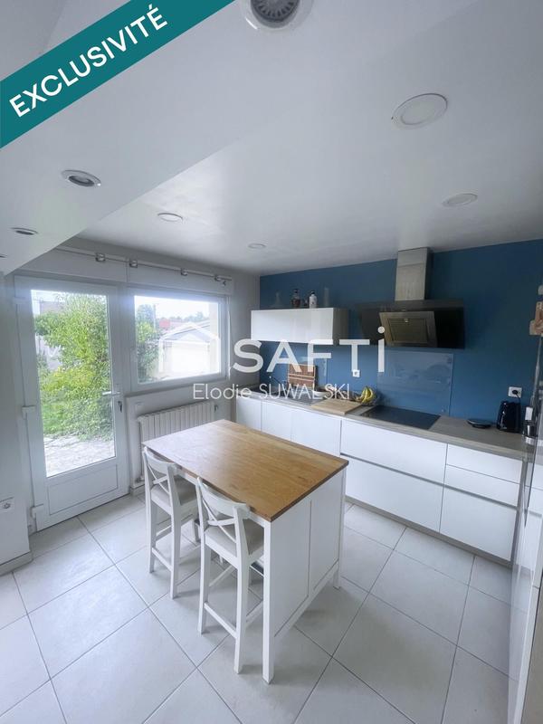 Maison - 85 m² - 5 pièces