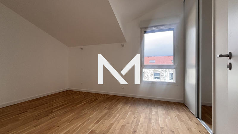 Appartement - 92 m² - 4 pièces