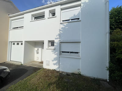 Maison - 100 m² - 5 pièces