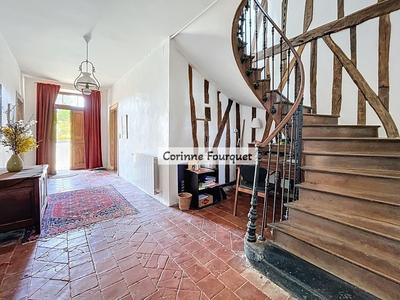 Maison - 267 m² - 8 pièces