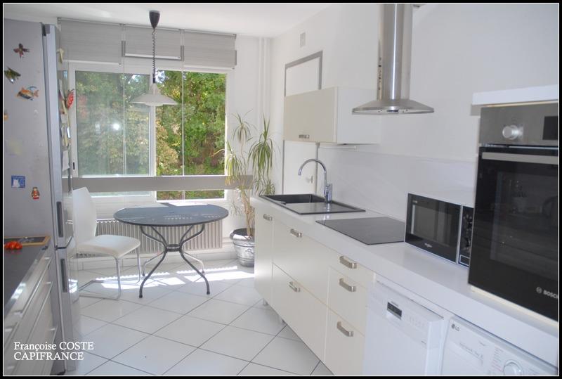 Appartement - 93 m² - 4 pièces