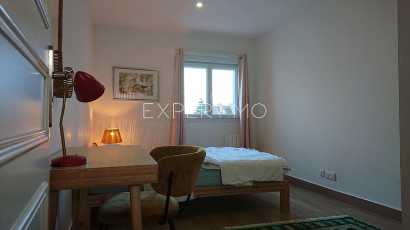 Maison - 199 m² - 6 pièces