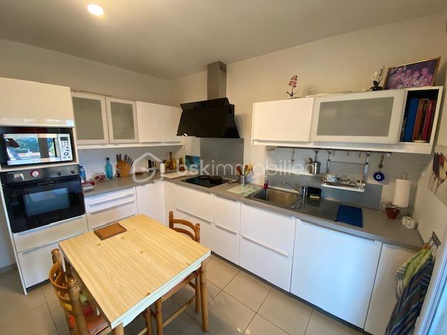 Villa - 220 m² - 7 pièces