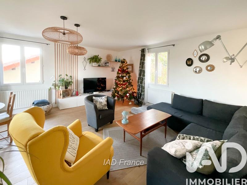 Maison - 140 m² - 6 pièces