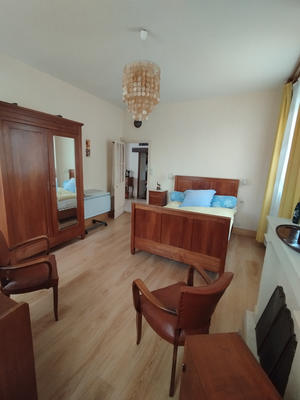 Maison - 193 m² - 10 pièces