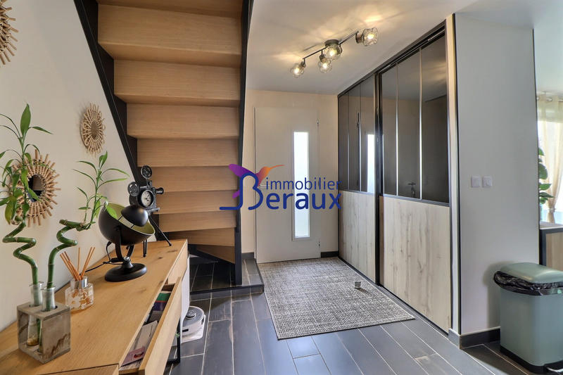 Maison contemporaine - 140 m² - 7 pièces