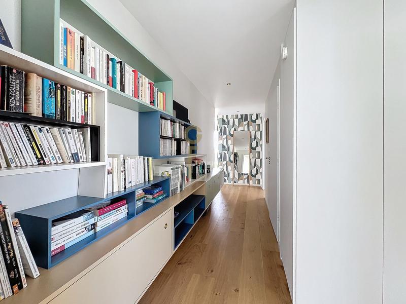 Appartement - 176 m² - 5 pièces