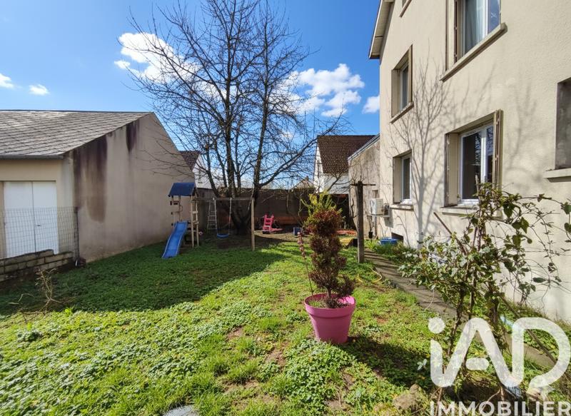 Maison - 136 m² - 8 pièces