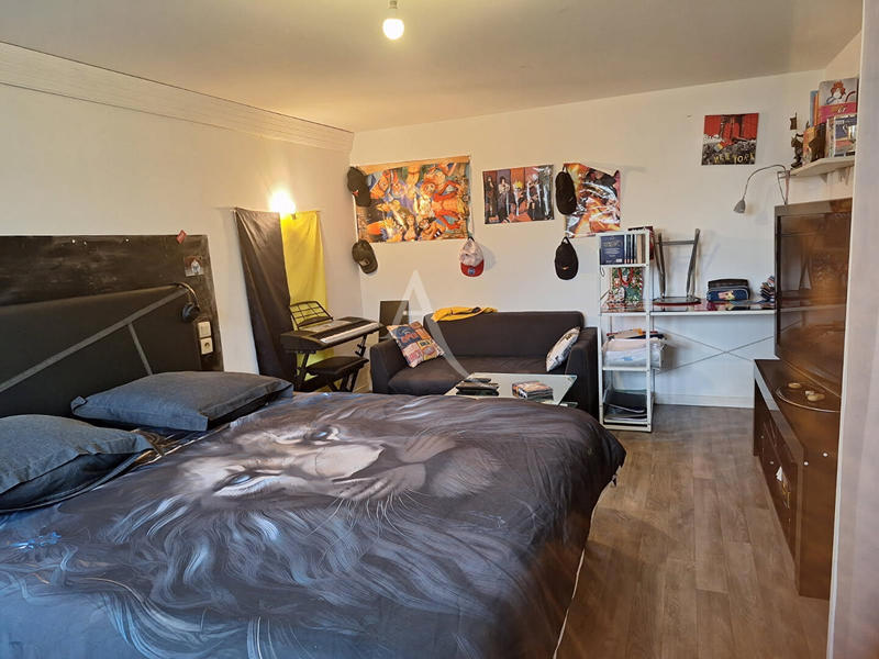 Maison - 86 m² - 5 pièces