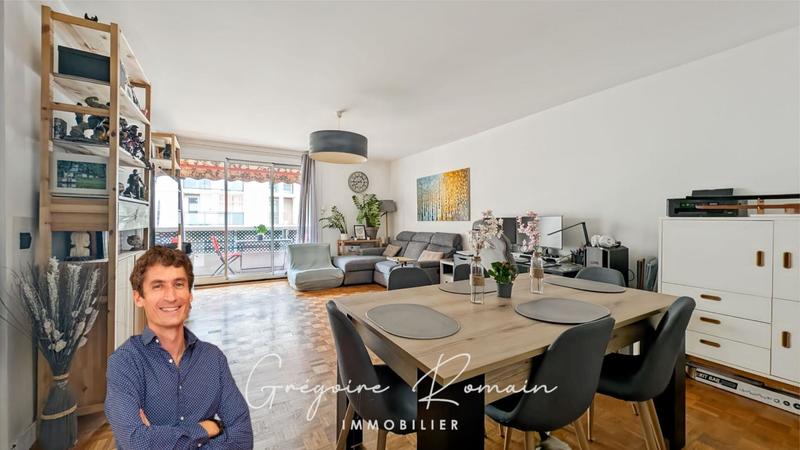 Appartement - 90 m² - 4 pièces