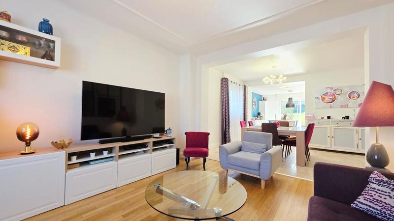 Maison - 144 m² - 6 pièces