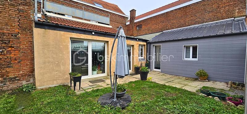 Immeuble - 235 m² - 10 pièces