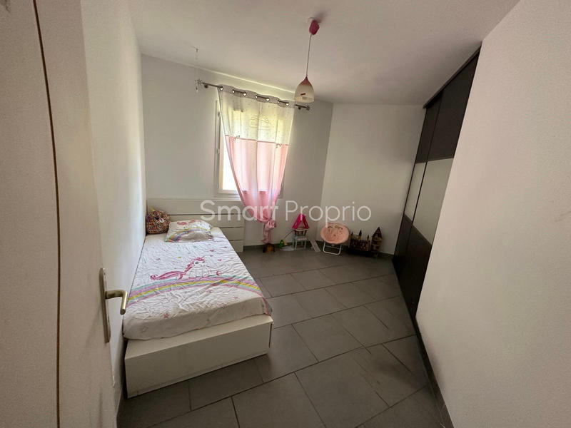 Villa - 100 m² - 5 pièces