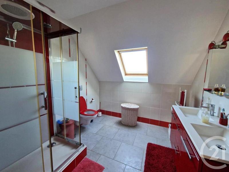 Maison - 153 m² - 6 pièces