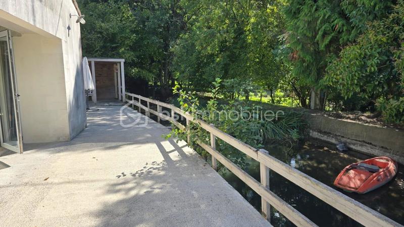 Maison de maîtres - 530 m² - 17 pièces