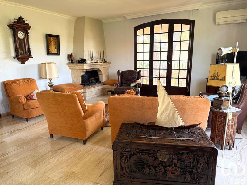 Maison - 226 m² - 6 pièces