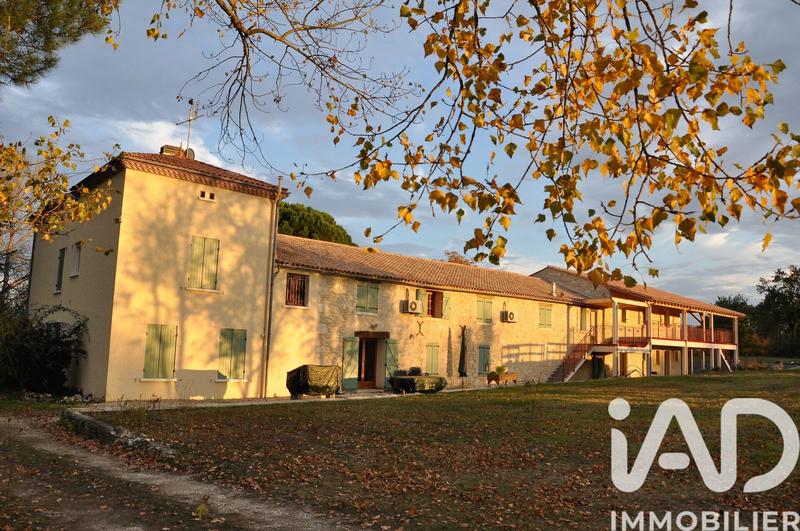 Maison - 499 m² - 16 pièces