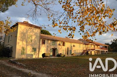 Maison - 499 m² - 16 pièces