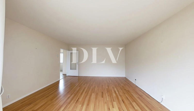 Appartement - 89 m² - 5 pièces