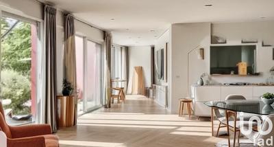 Maison - 168 m² - 5 pièces