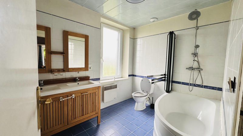 Maison - 110 m² - 6 pièces