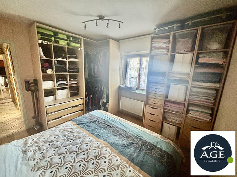 Maison - 174 m² - 8 pièces