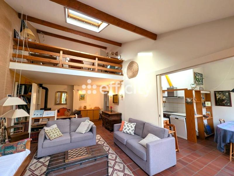 Maison - 183 m² - 7 pièces