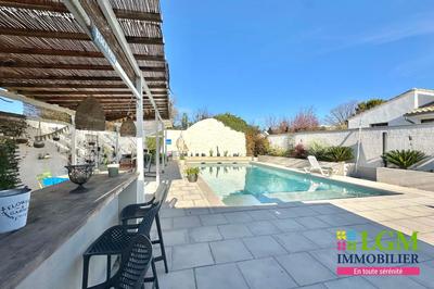 Maison - 190 m² - 6 pièces