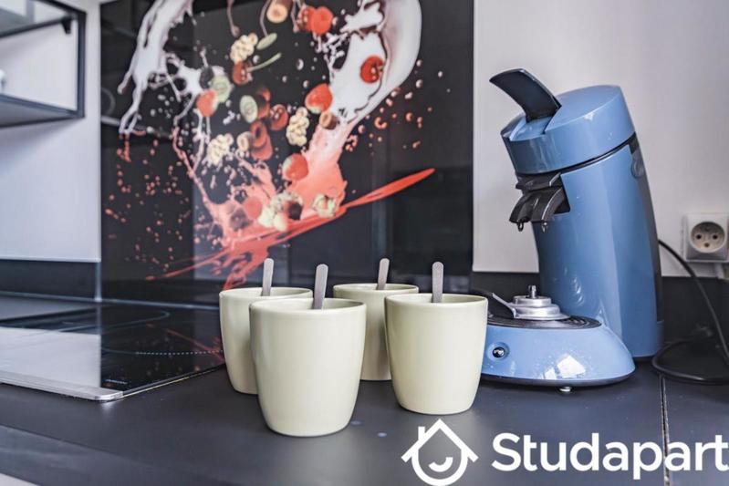 Chambre - 11 m² - 1 pièce