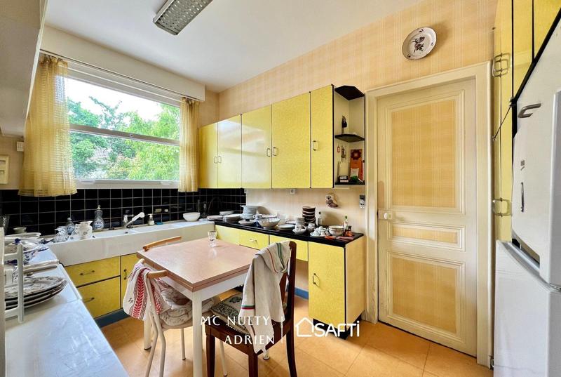 Maison - 143 m² - 8 pièces