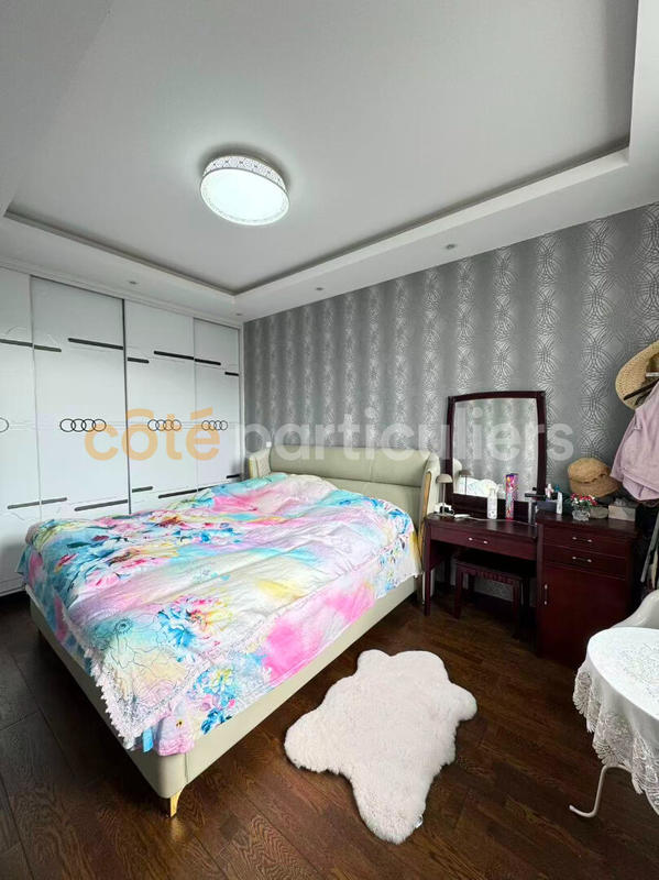 Appartement - 94 m² - 4 pièces