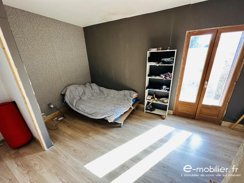 Maison - 94 m² - 5 pièces