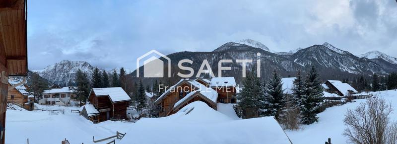 Châlet - 1 020 m² - 17 pièces