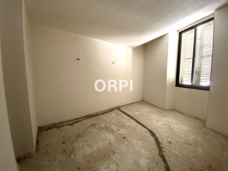 Appartement - 92 m² - 3 pièces