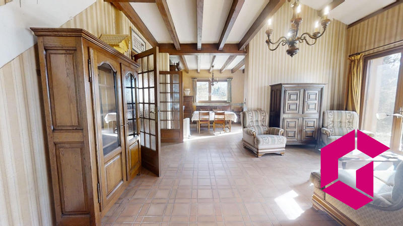 Maison - 143 m² - 7 pièces