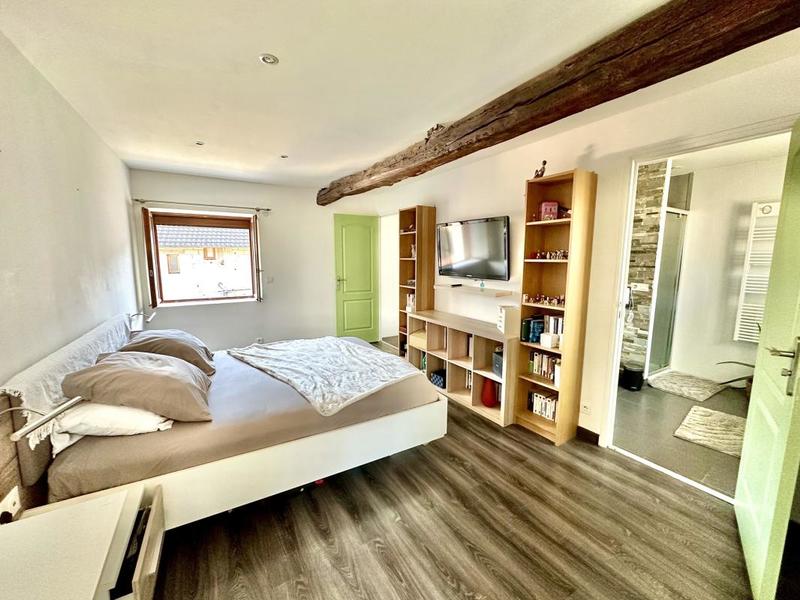 Maison - 140 m² - 5 pièces