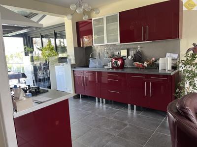 Maison - 112 m² - 6 pièces