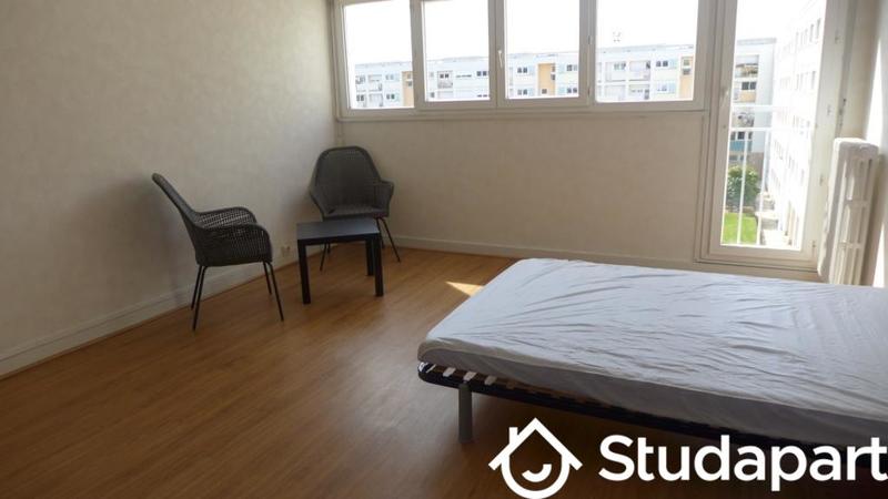 Chambre - 21 m² - 1 pièce