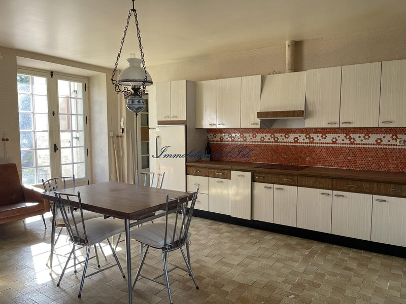 Maison - 285 m² - 7 pièces