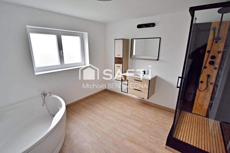 Maison - 147 m² - 6 pièces